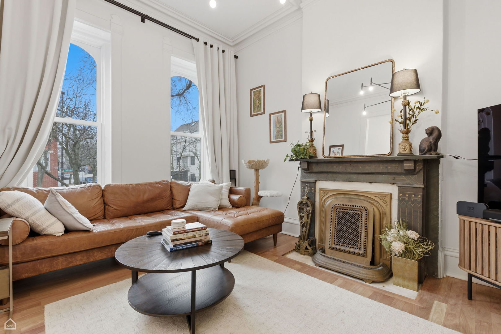 801 S Oakley Boulevard