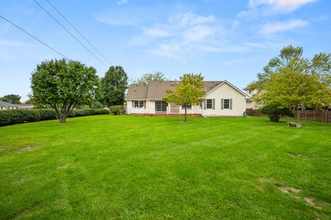 Tiny photo for 1338 Foxbend Drive, Sycamore, IL 60178 (MLS # 12766069)