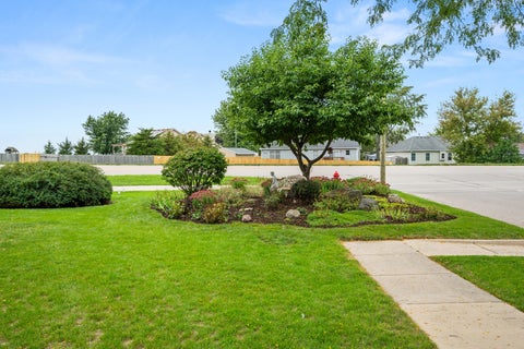 Tiny photo for 1338 Foxbend Drive, Sycamore, IL 60178 (MLS # 12766069)