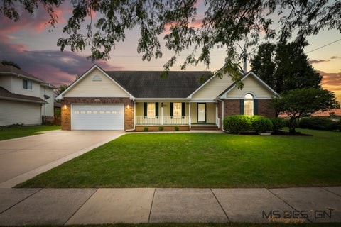 Photo of 1338 Foxbend Drive, Sycamore, IL 60178 (MLS # 12766069)