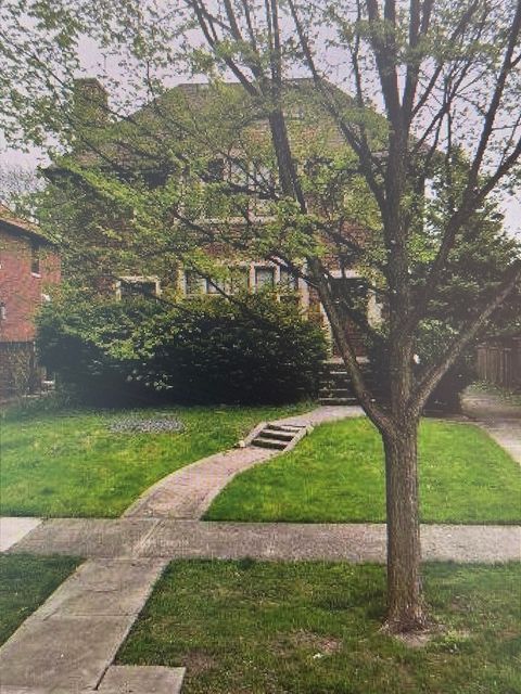 1130 N Grove Avenue Oak Park IL 60302