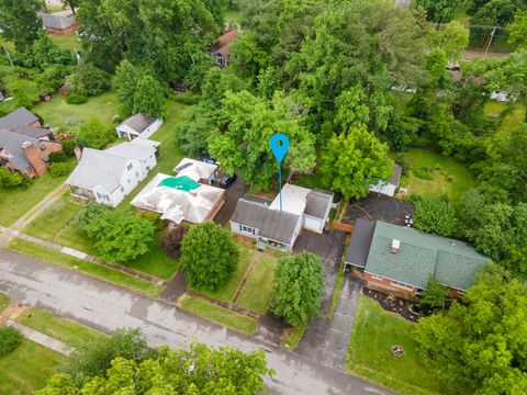 Tiny photo for 1207 W Hill Avenue, Carbondale, IL 62901 (MLS # 12652075)