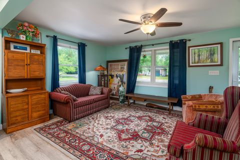 Tiny photo for 1207 W Hill Avenue, Carbondale, IL 62901 (MLS # 12652075)