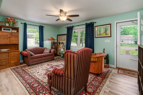 Tiny photo for 1207 W Hill Avenue, Carbondale, IL 62901 (MLS # 12652075)