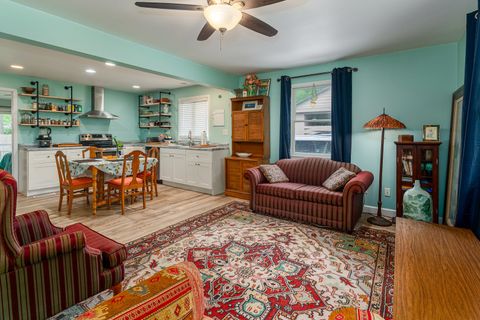Tiny photo for 1207 W Hill Avenue, Carbondale, IL 62901 (MLS # 12652075)