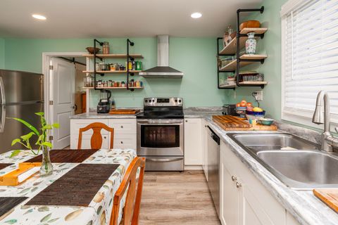 Tiny photo for 1207 W Hill Avenue, Carbondale, IL 62901 (MLS # 12652075)