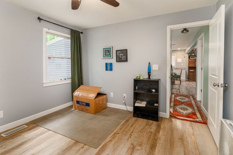 Tiny photo for 1207 W Hill Avenue, Carbondale, IL 62901 (MLS # 12652075)
