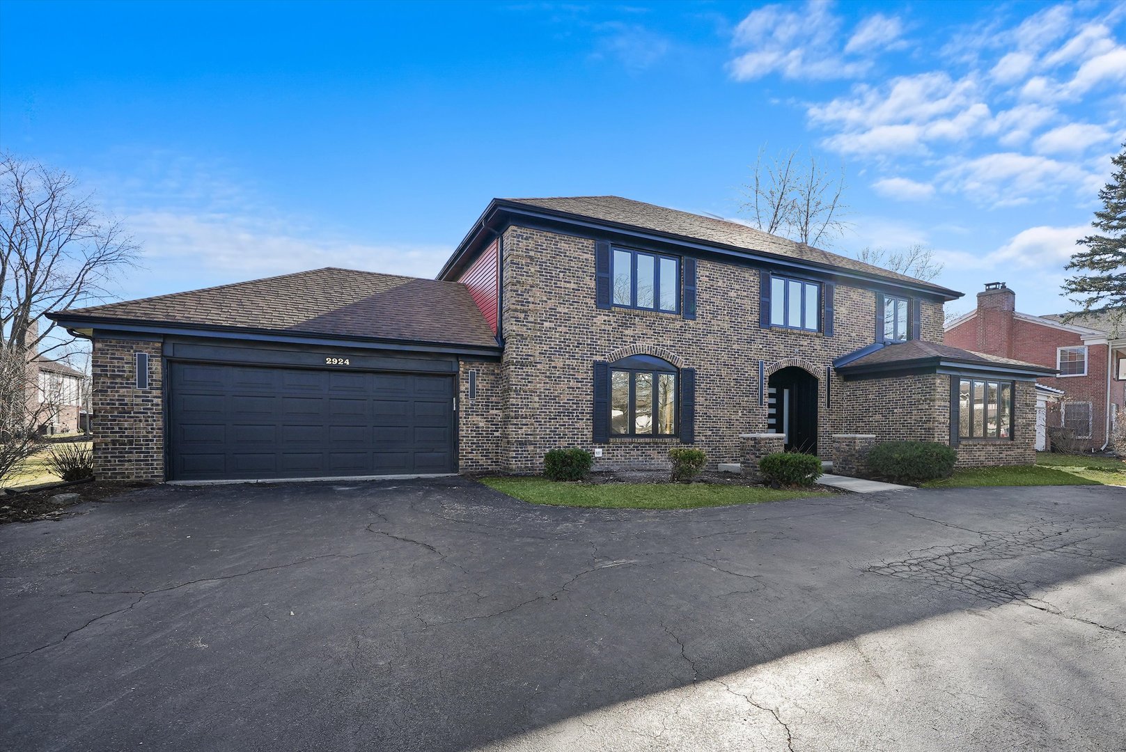 2924 Polly Lane