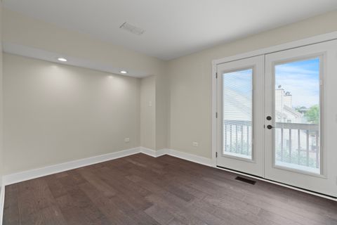 Tiny photo for 8202 Gruener Court #8202, Palos Hills, IL 60465 (MLS # 12475135)