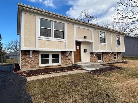 3012 Scenicwood Lane Woodridge IL 60517