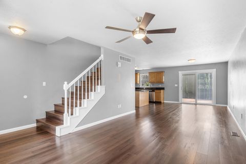 Tiny photo for 3806 Bristlecone Drive, Springfield, IL 62712 (MLS # 12652398)
