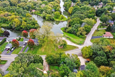 Tiny photo for 5703 Fox Lake Road, McHenry, IL 60051 (MLS # 12504338)