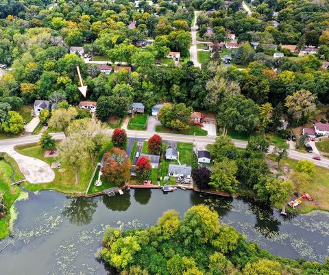 Tiny photo for 5703 Fox Lake Road, McHenry, IL 60051 (MLS # 12504338)