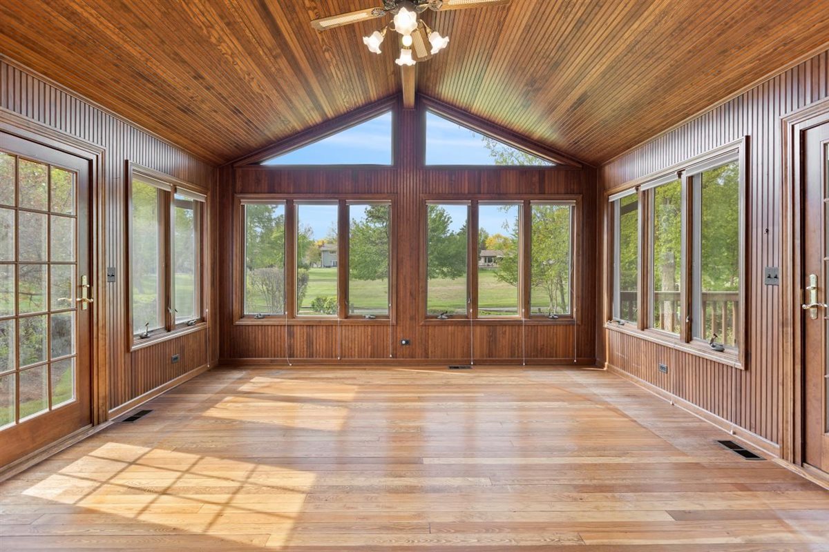321 Ashwood Drive