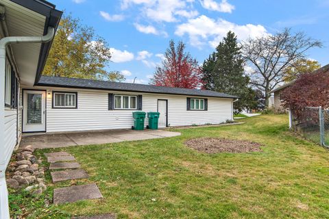 Tiny photo for 10330 Hilltop Drive, Orland Park, IL 60462 (MLS # 12503352)