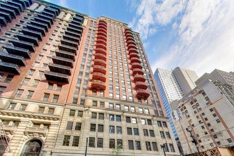 Photo of 208 W Washington Street #1913, Chicago, IL 60606 (MLS # 12506024)