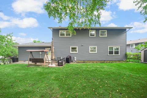 Tiny photo for 4 Wolfe Court, Woodridge, IL 60517 (MLS # 12500313)
