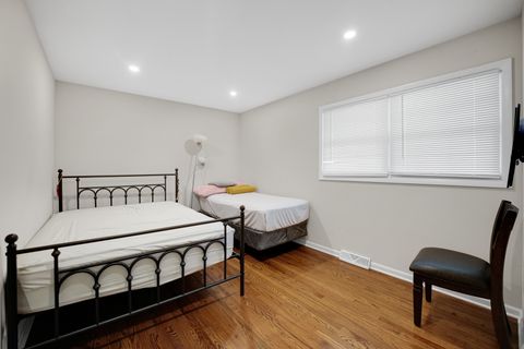 Tiny photo for 4 Wolfe Court, Woodridge, IL 60517 (MLS # 12500313)