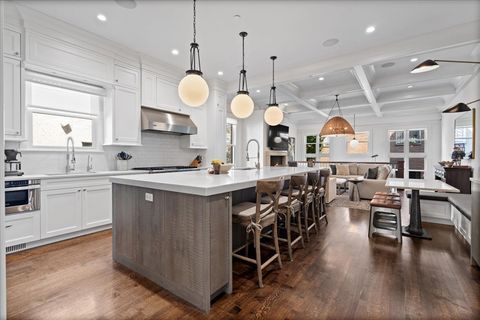 Tiny photo for 3509 N Janssen Avenue, Chicago, IL 60657 (MLS # 12461816)
