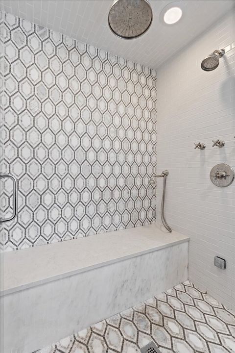 Tiny photo for 3509 N Janssen Avenue, Chicago, IL 60657 (MLS # 12461816)