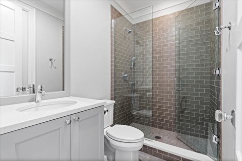 Tiny photo for 3509 N Janssen Avenue, Chicago, IL 60657 (MLS # 12461816)