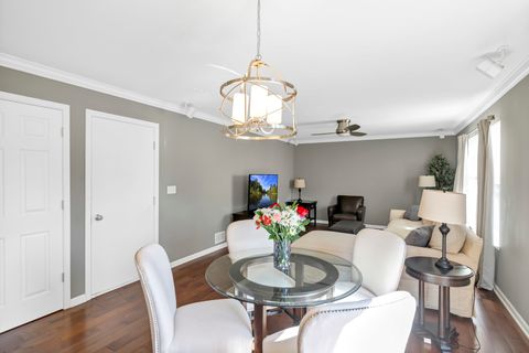 Tiny photo for 176 Woodland Park Circle, Gilberts, IL 60136 (MLS # 12617904)