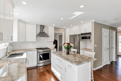 Tiny photo for 176 Woodland Park Circle, Gilberts, IL 60136 (MLS # 12617904)