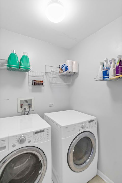 Tiny photo for 176 Woodland Park Circle, Gilberts, IL 60136 (MLS # 12617904)