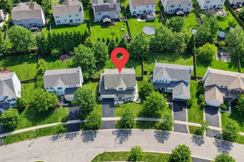 Tiny photo for 176 Woodland Park Circle, Gilberts, IL 60136 (MLS # 12617904)