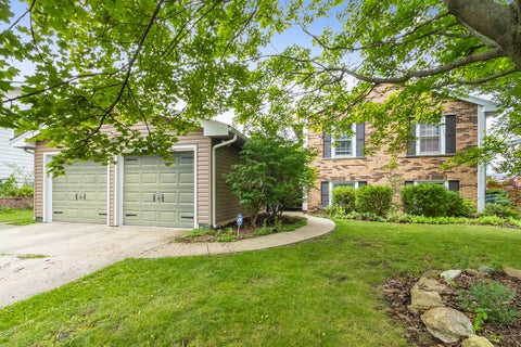 Photo of 148 Newport Drive, Bolingbrook, IL 60440 (MLS # 12739771)