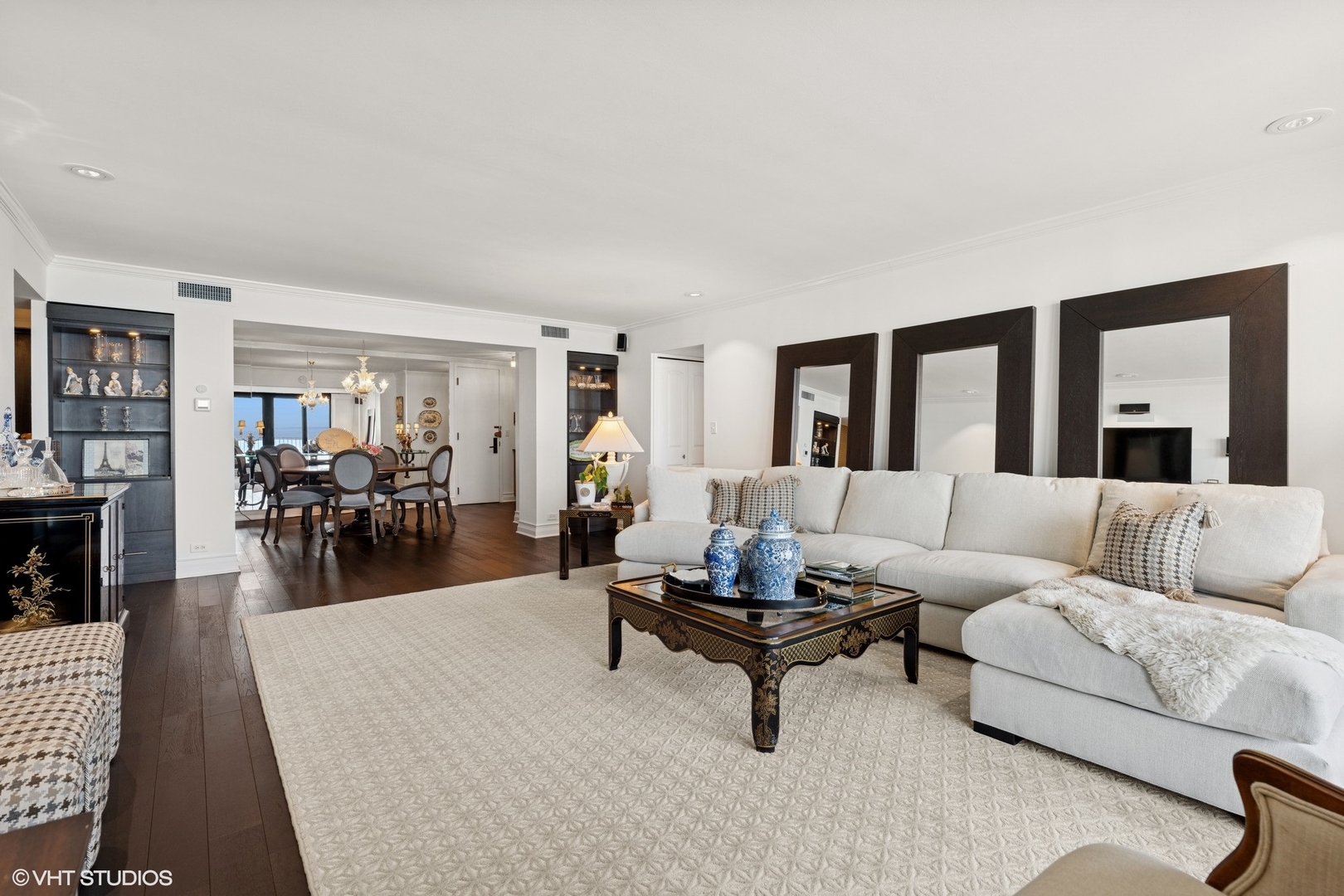 1212 N Lake Shore Drive 32BN