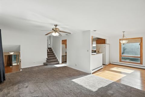 Tiny photo for 10025 S 86th Court, Palos Hills, IL 60465 (MLS # 12487707)