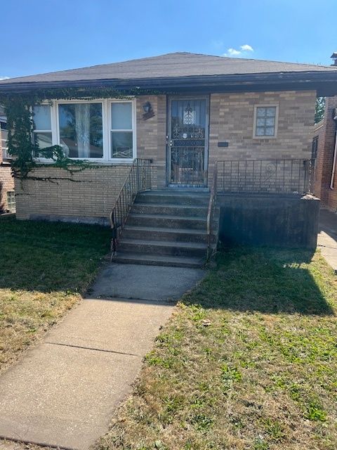 Photo of 315 E 87th Street, Chicago, IL 60619 (MLS # 12526774)
