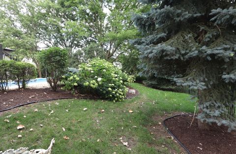 Tiny photo for 2221 Donegal Drive, Darien, IL 60561 (MLS # 12559982)