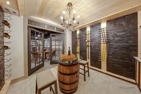 Tiny photo for 2221 Donegal Drive, Darien, IL 60561 (MLS # 12559982)