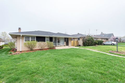 Tiny photo for 2203 Gilboa Avenue, Zion, IL 60099 (MLS # 12621945)