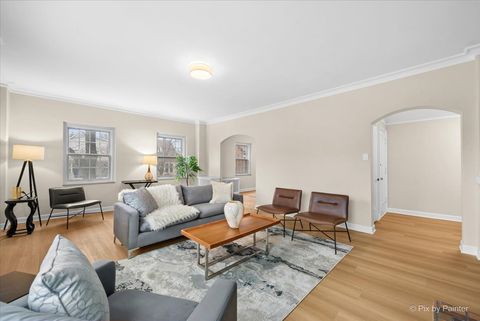 Tiny photo for 1321 E 56th Street #2, Chicago, IL 60637 (MLS # 12589452)