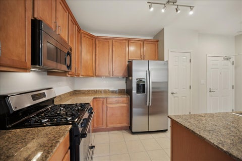 Tiny photo for 1781 Tudor Lane #204, Northbrook, IL 60062 (MLS # 12772072)