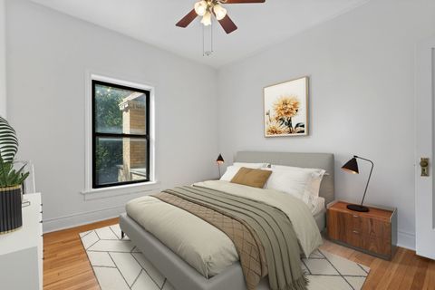 Tiny photo for 718 W SHERIDAN Road #3S, Chicago, IL 60613 (MLS # 12481604)