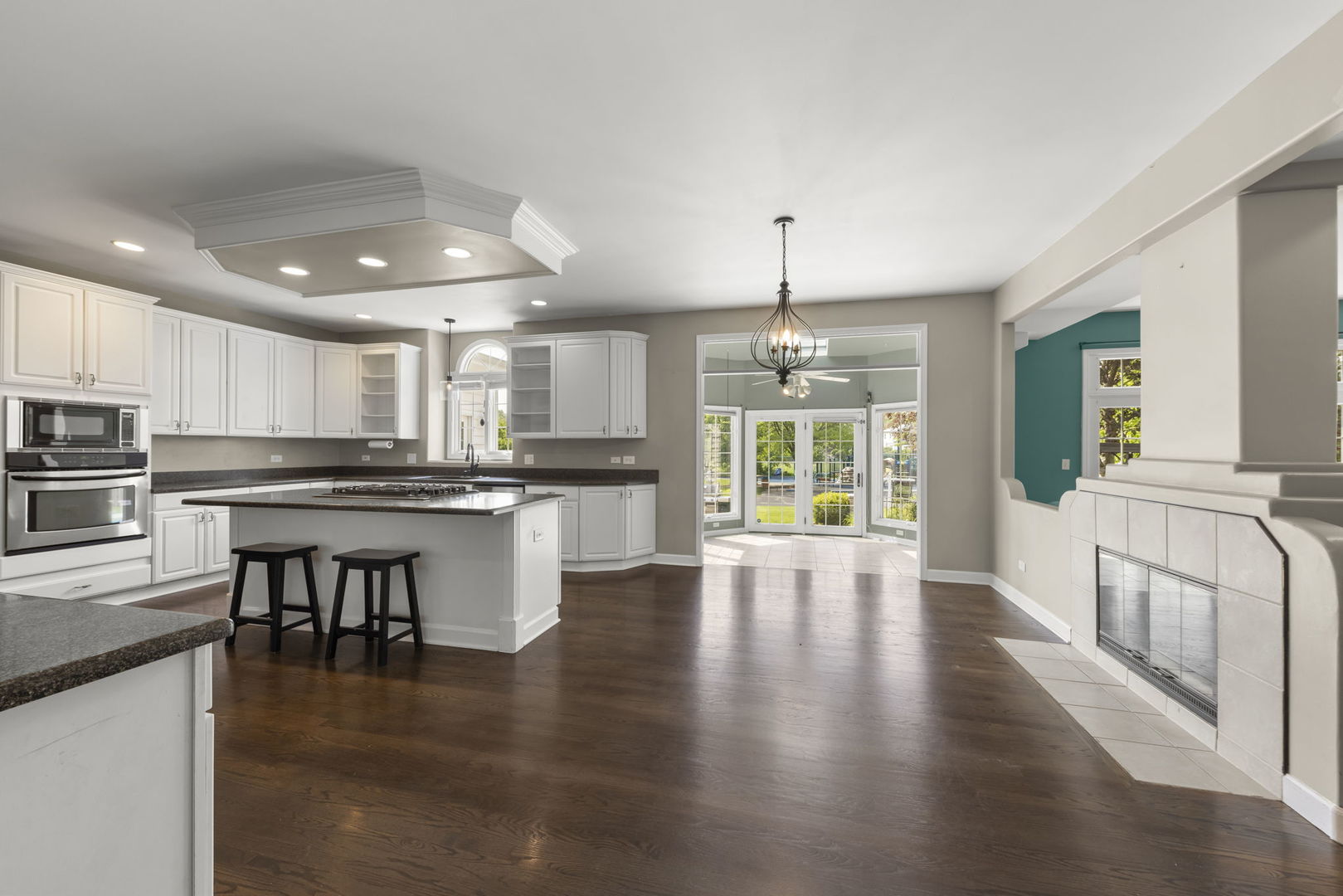 499 Waubonsee Circle