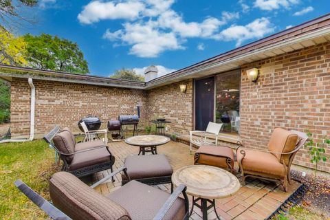 Tiny photo for 2545 Salceda Drive, Northbrook, IL 60062 (MLS # 12501827)