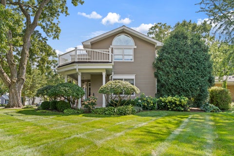 Tiny photo for 390 Grandview Avenue, Glen Ellyn, IL 60137 (MLS # 12772189)