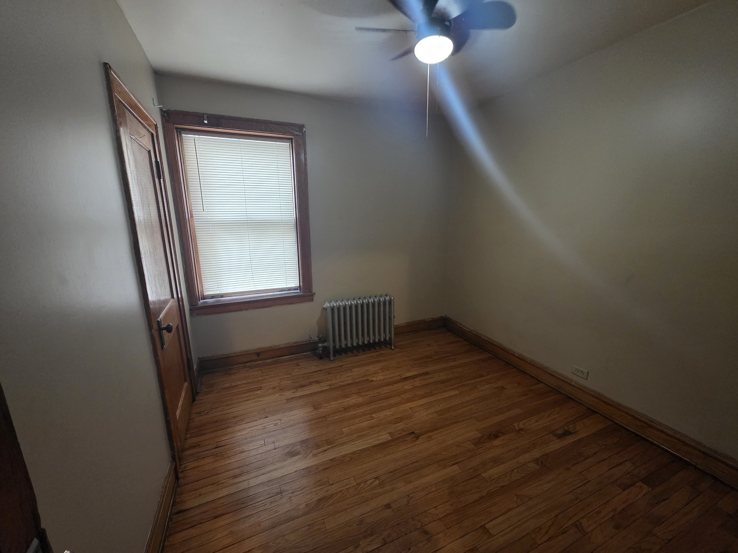 853 N Keeler Avenue