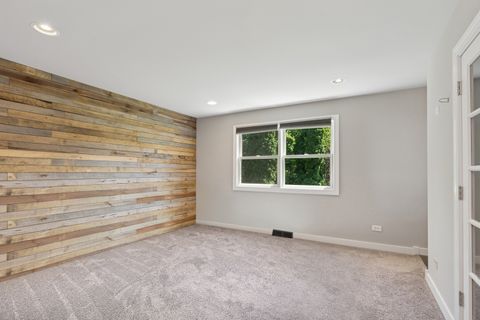 Tiny photo for 630 Smith Avenue, Lake Bluff, IL 60044 (MLS # 12401111)