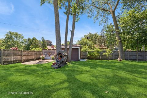 Tiny photo for 630 Smith Avenue, Lake Bluff, IL 60044 (MLS # 12401111)