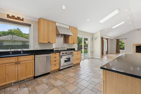 Tiny photo for 630 Smith Avenue, Lake Bluff, IL 60044 (MLS # 12401111)