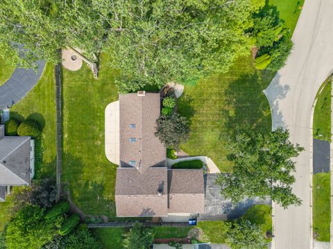 Tiny photo for 630 Smith Avenue, Lake Bluff, IL 60044 (MLS # 12401111)