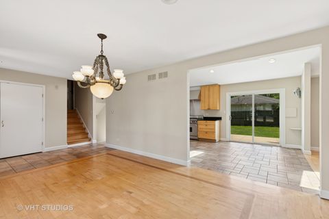 Tiny photo for 630 Smith Avenue, Lake Bluff, IL 60044 (MLS # 12401111)