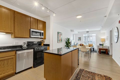 Tiny photo for 515 Main Street #308, Evanston, IL 60202 (MLS # 12522966)