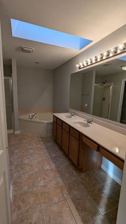 Tiny photo for 243 Colonial Drive, Vernon Hills, IL 60061 (MLS # 12623436)